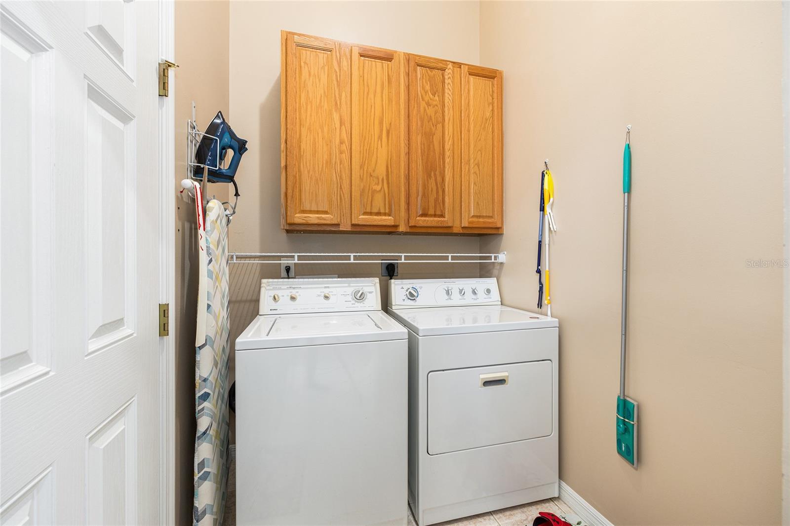 Image 33 of 52 For 11719 72nd Circle