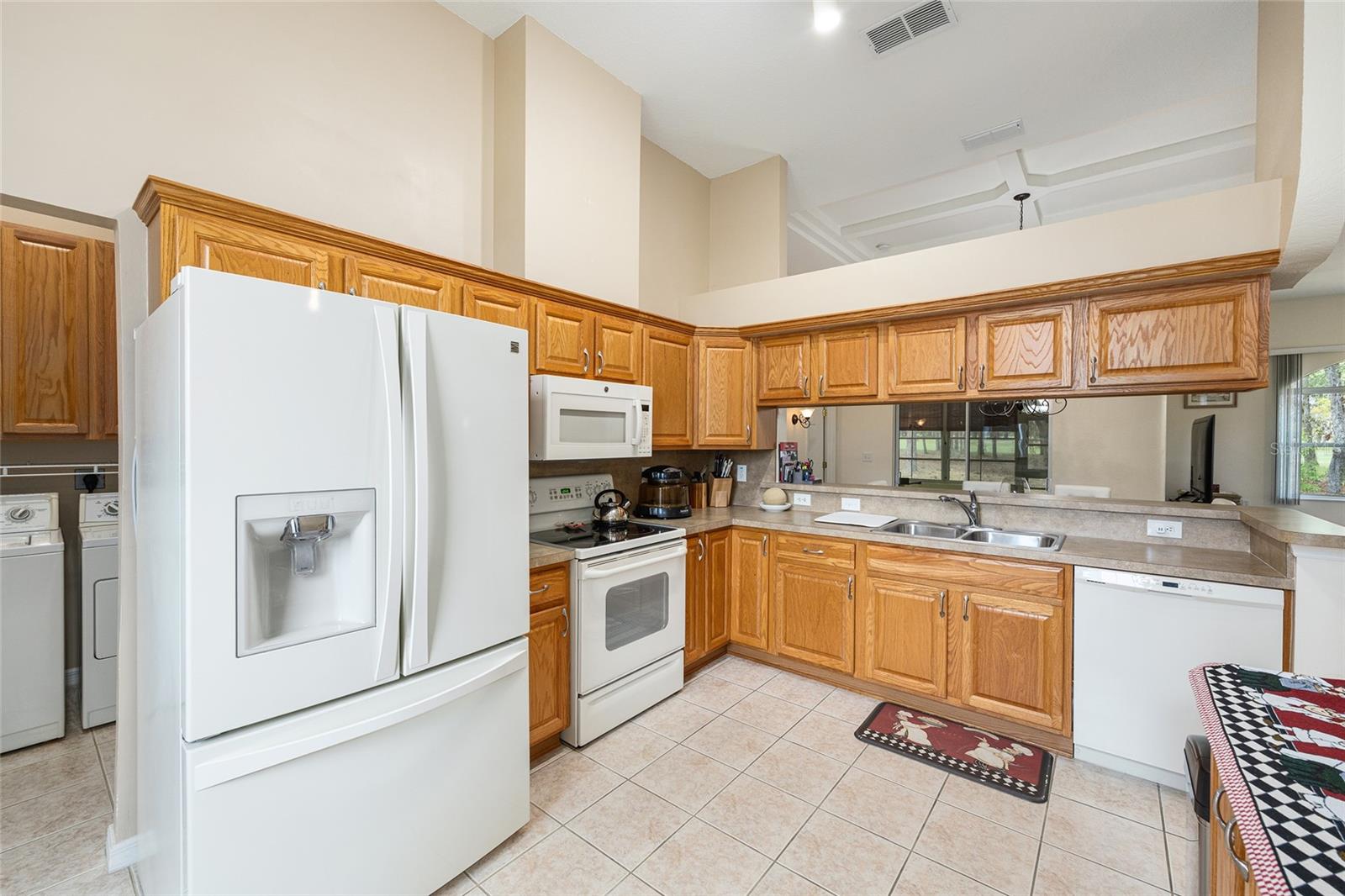 Image 7 of 52 For 11719 72nd Circle