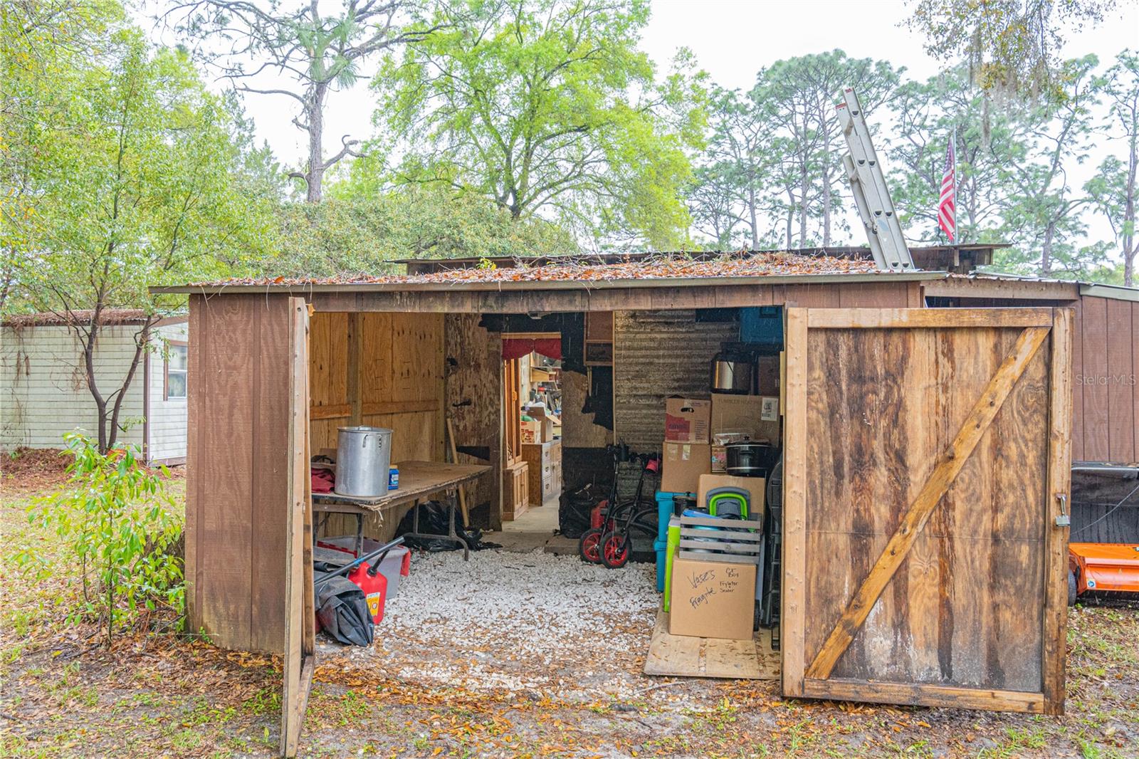 Image 21 of 33 For 2727 Center Street