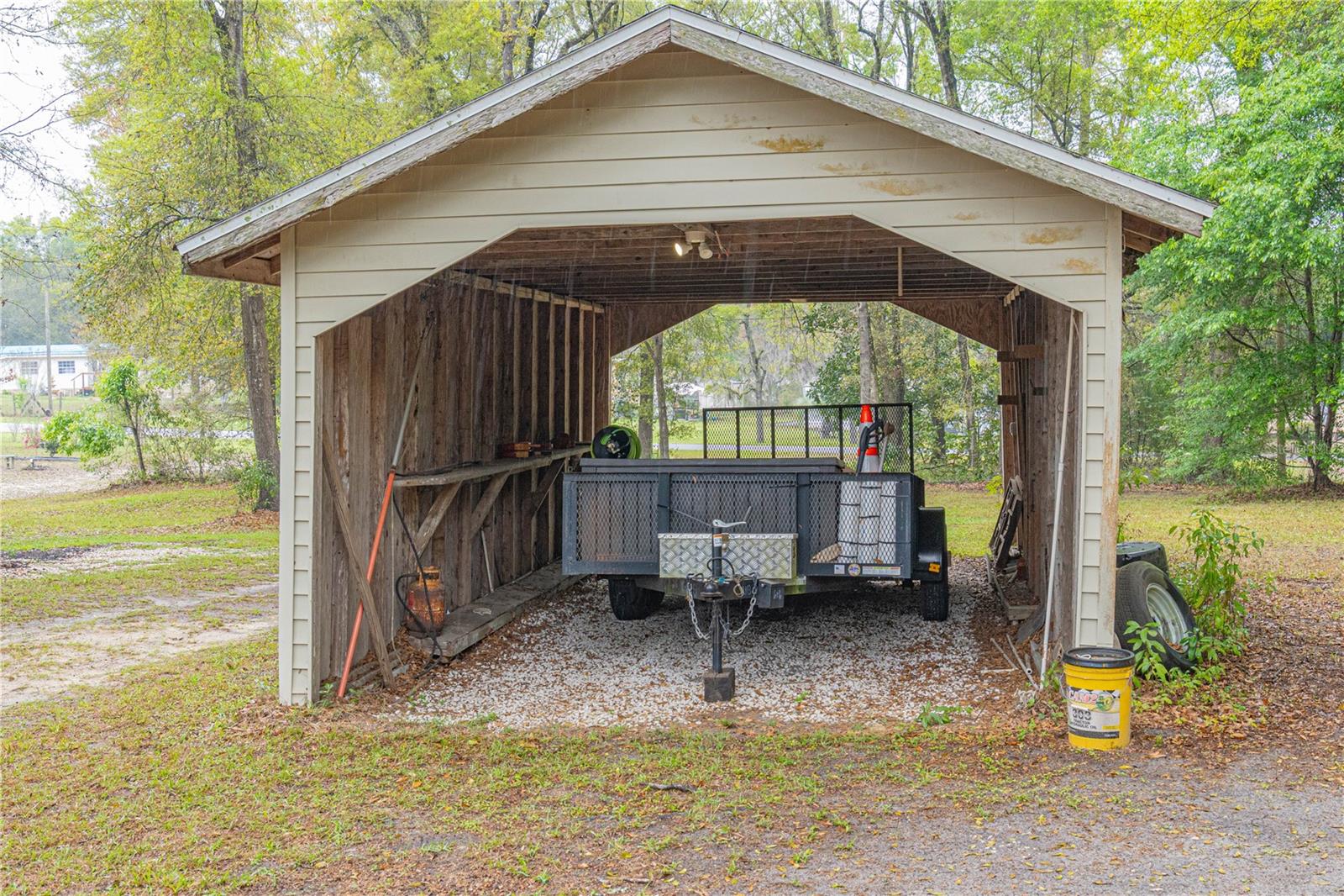 Image 23 of 33 For 2727 Center Street