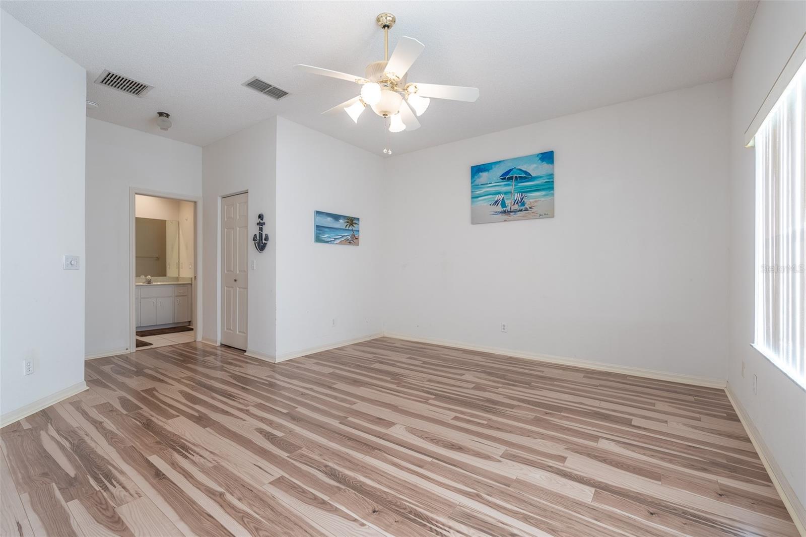 Image 18 of 51 For 9077 95th Avenue