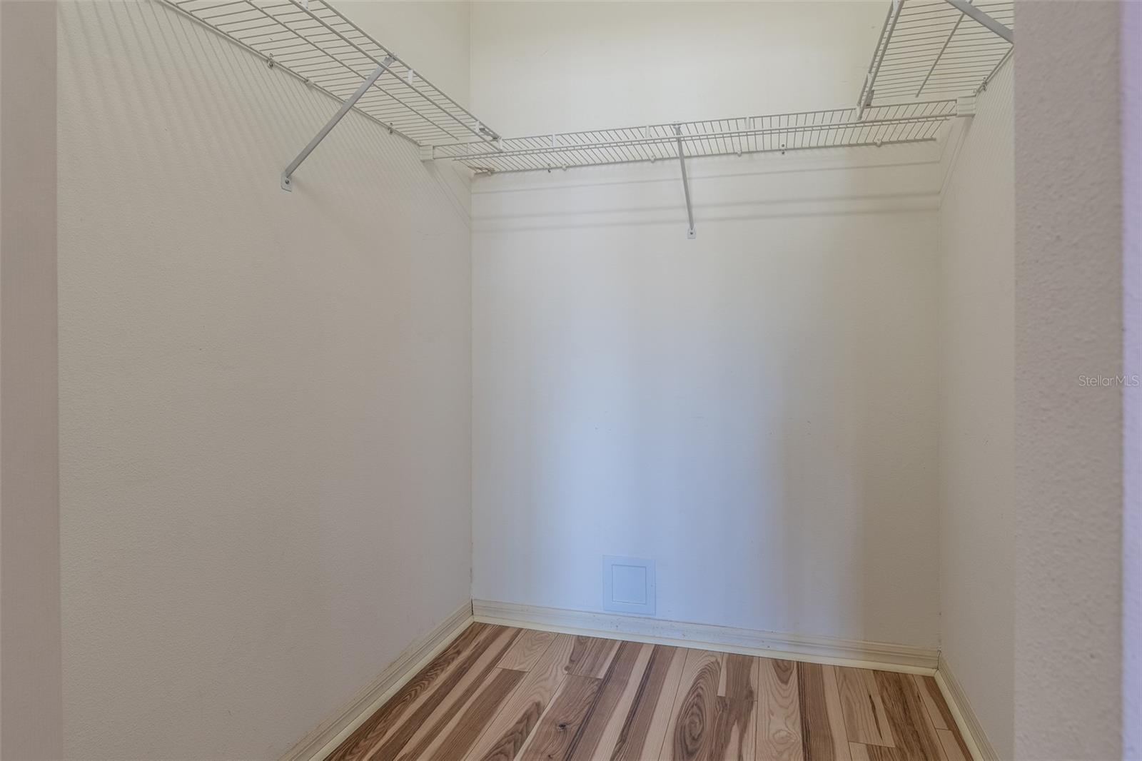 Image 27 of 51 For 9077 95th Avenue