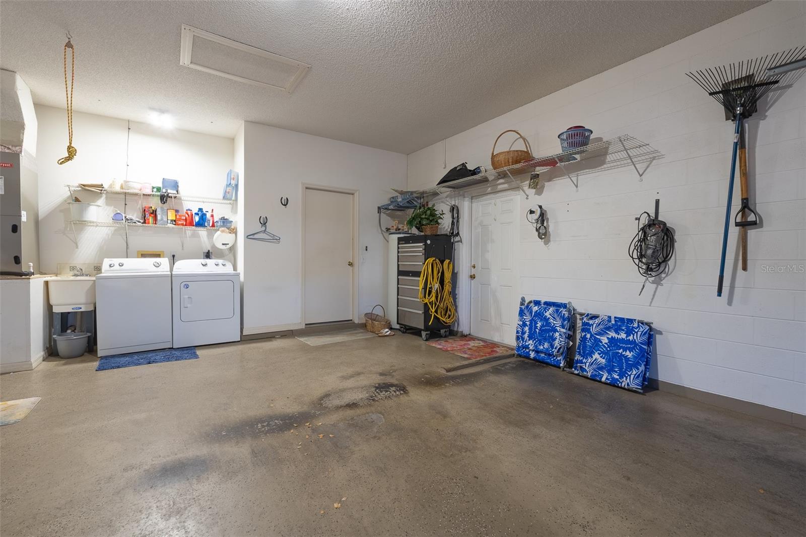 Image 38 of 51 For 9077 95th Avenue