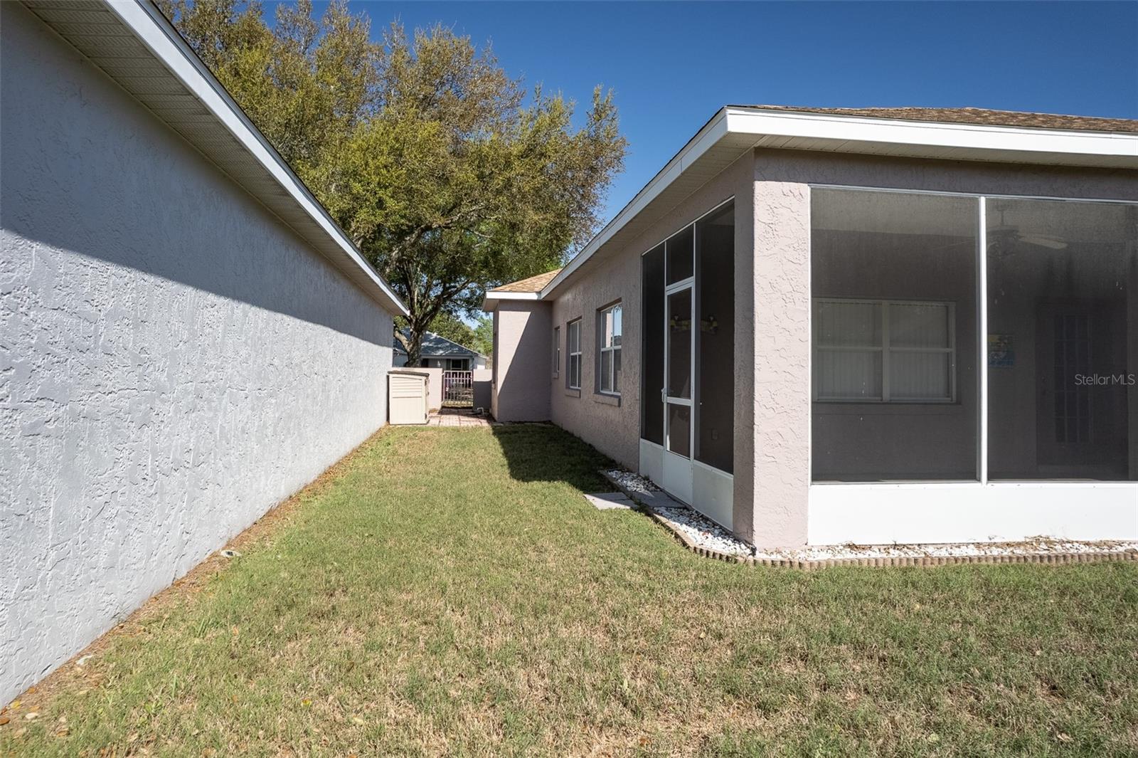 Image 43 of 51 For 9077 95th Avenue