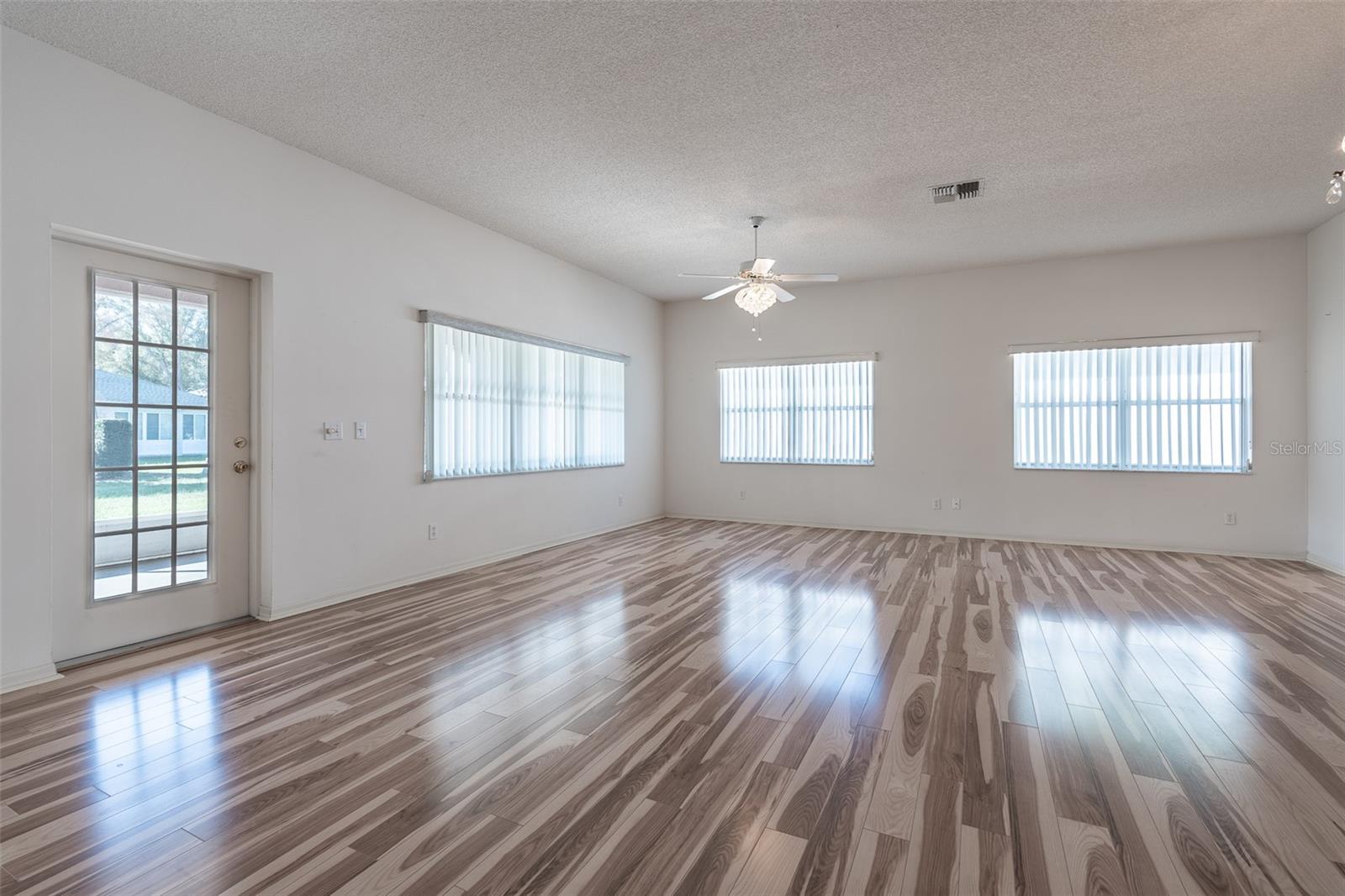 Image 9 of 51 For 9077 95th Avenue