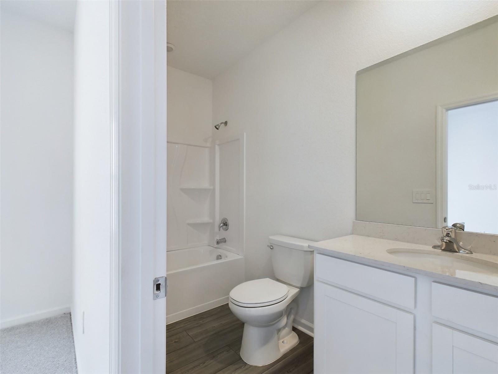 Image 28 of 43 For 4729 83rd Loop