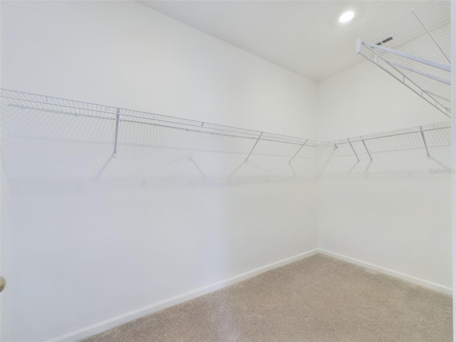 Image 8 of 43 For 4729 83rd Loop