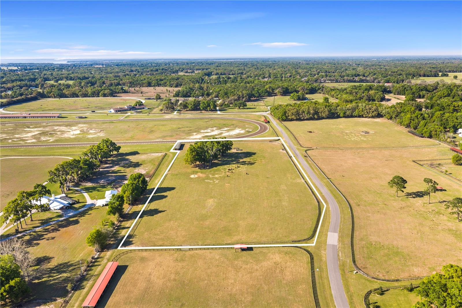 Image 3 of 11 For 000 15th Court