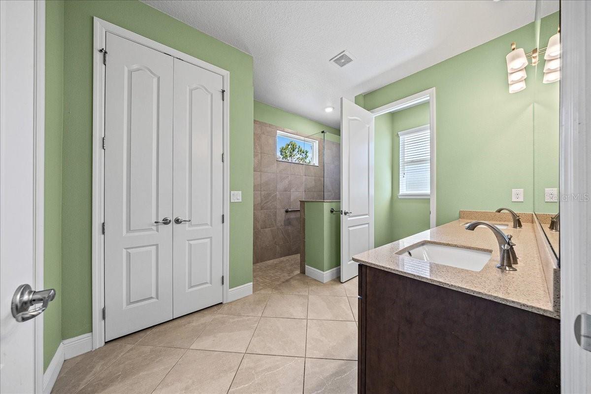 Image 28 of 48 For 9026 89th Street Road