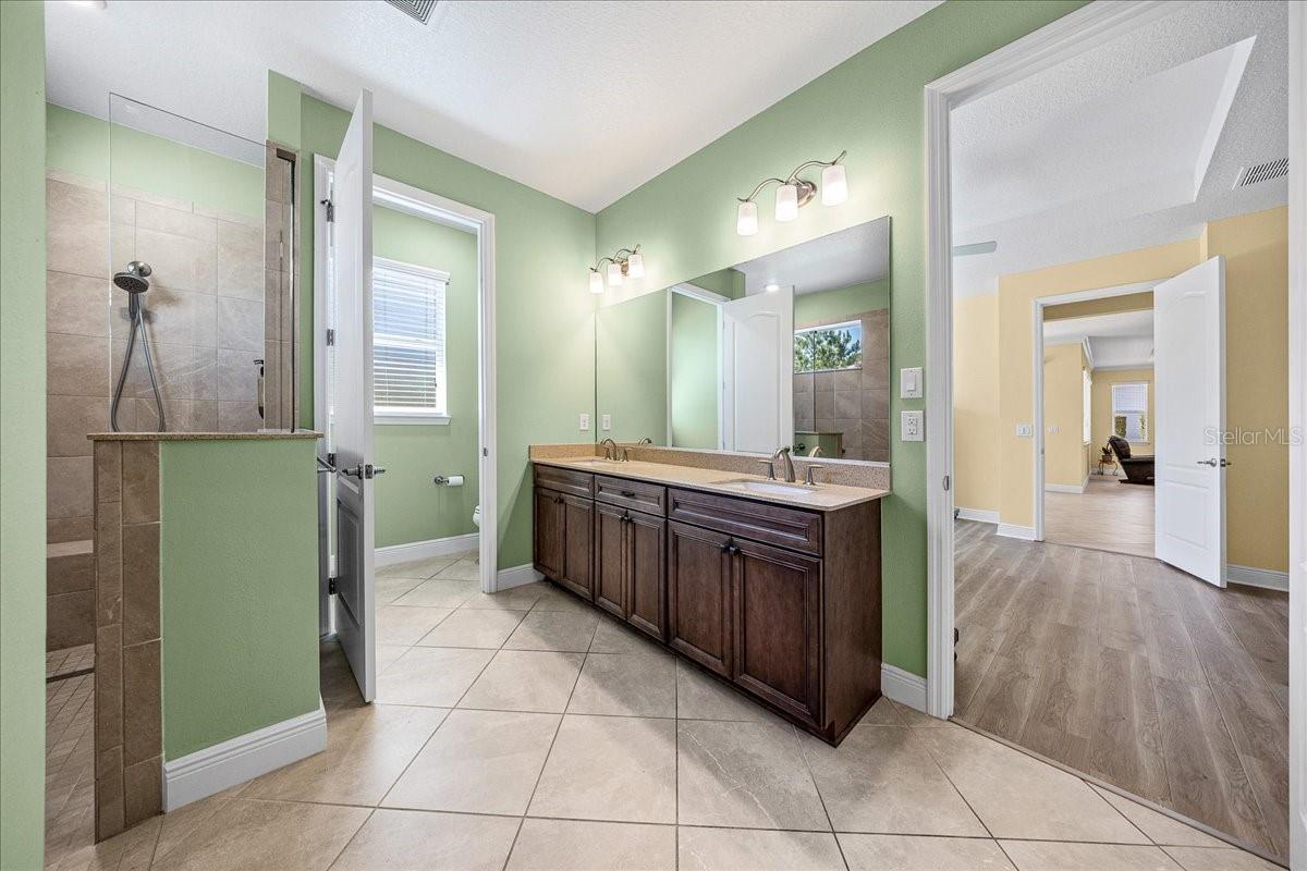 Image 30 of 48 For 9026 89th Street Road