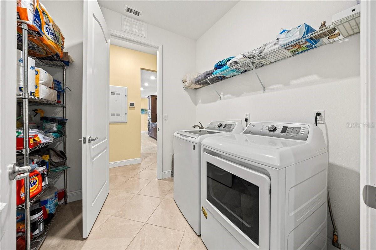 Image 36 of 48 For 9026 89th Street Road