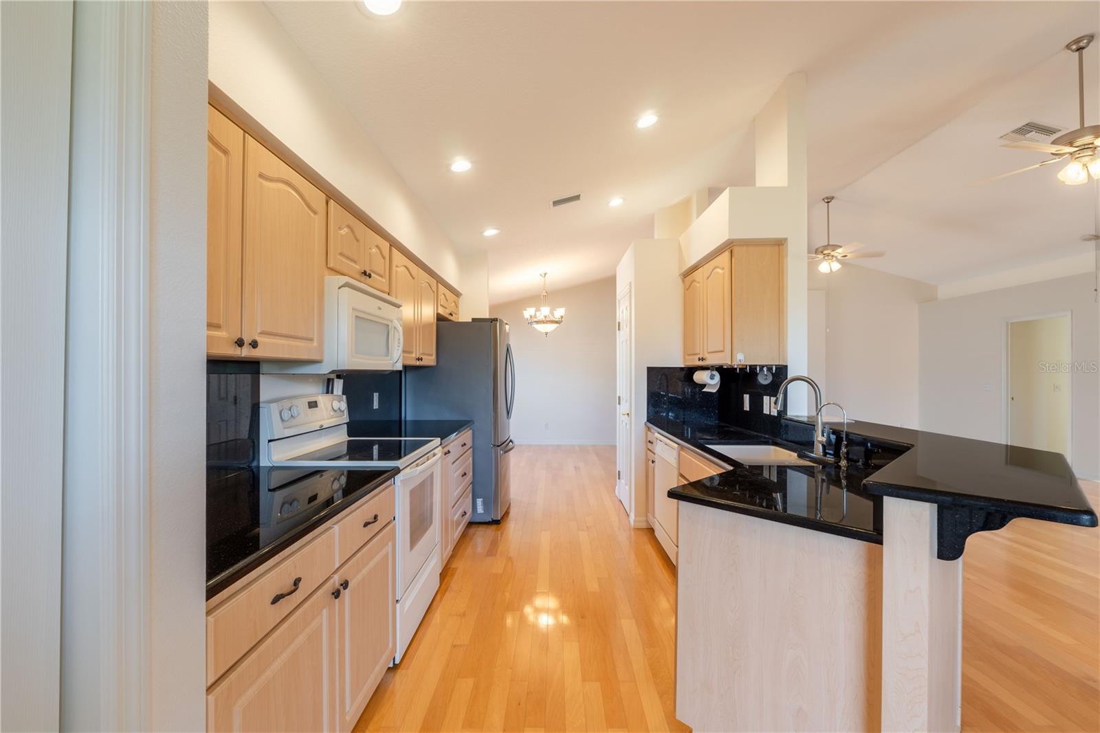 Image 14 of 41 For 4486 Lake Vista Trail