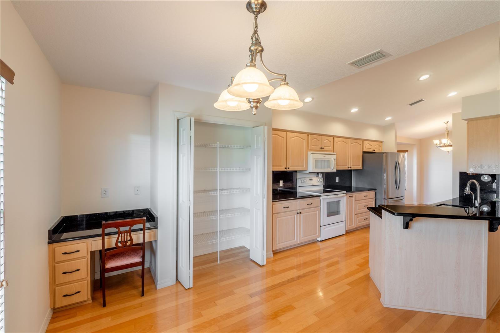 Image 15 of 41 For 4486 Lake Vista Trail