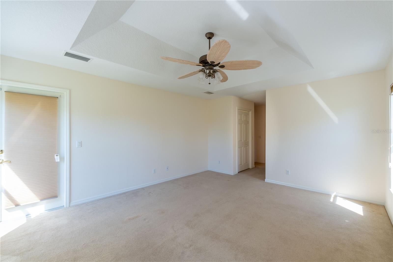 Image 16 of 41 For 4486 Lake Vista Trail