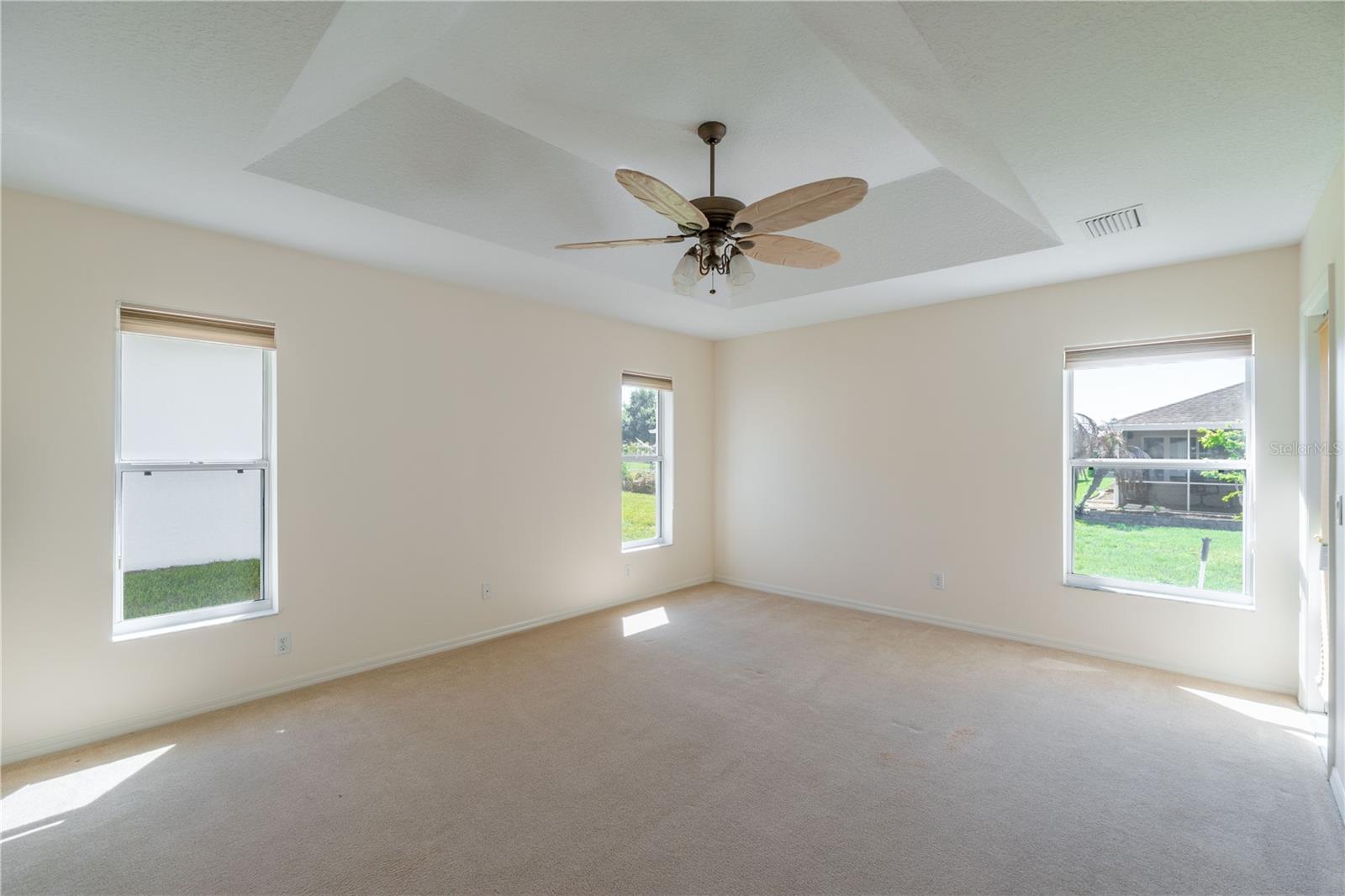 Image 17 of 41 For 4486 Lake Vista Trail