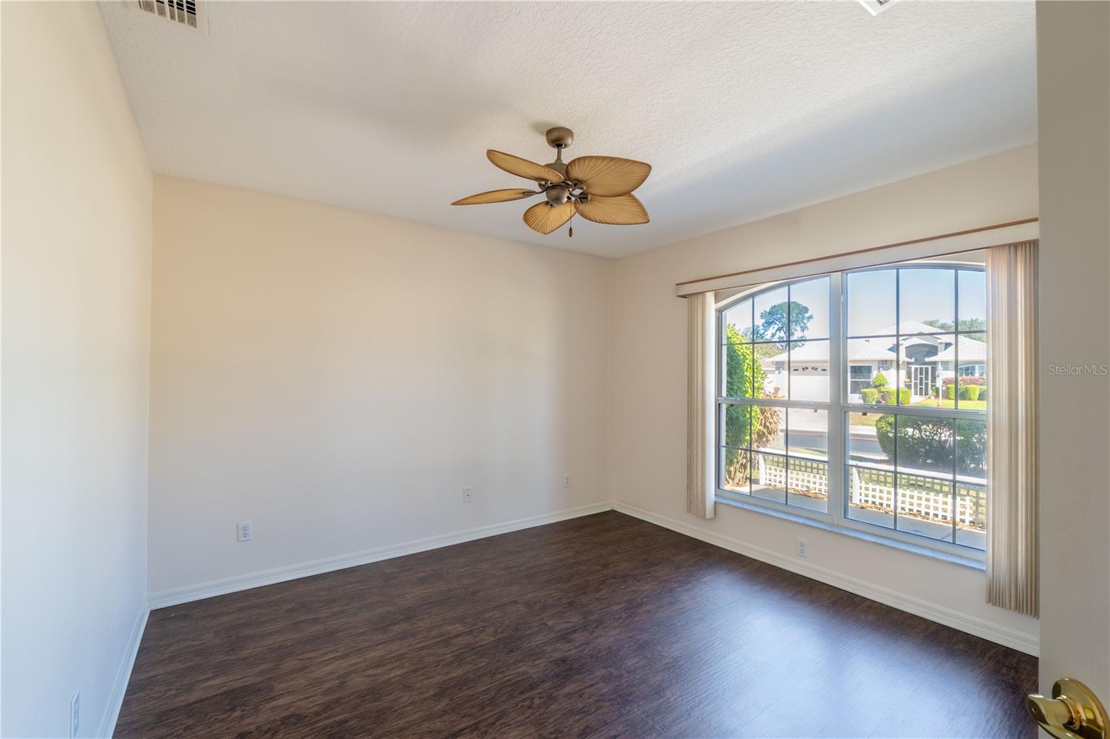 Image 27 of 41 For 4486 Lake Vista Trail