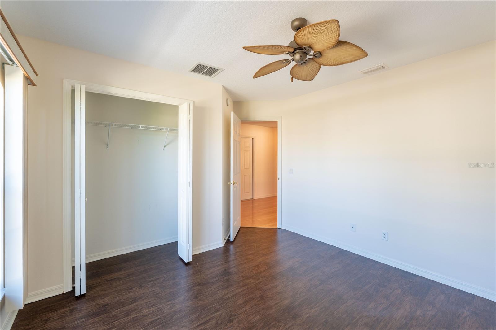 Image 9 of 41 For 4486 Lake Vista Trail