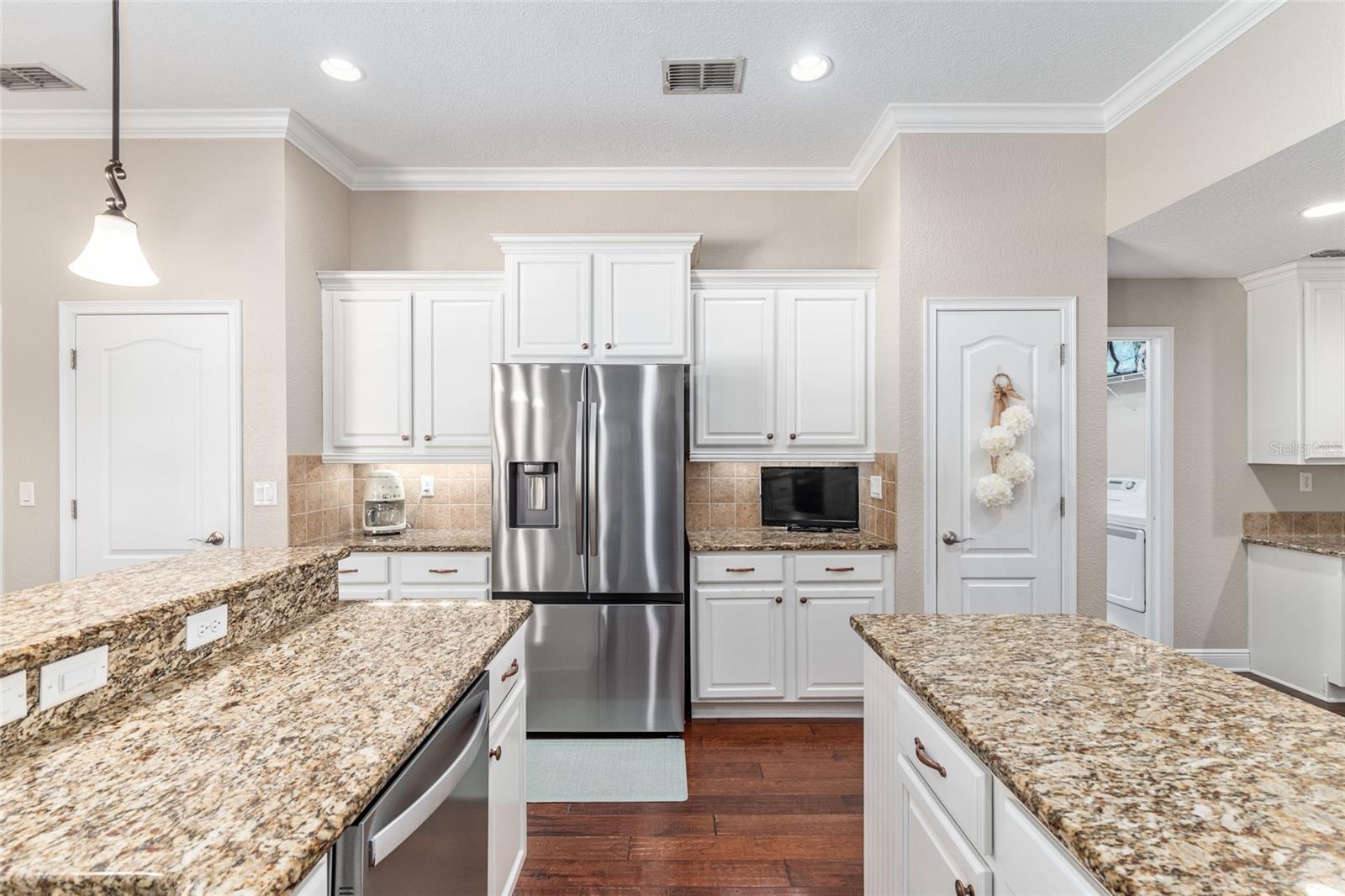 Image 21 of 90 For 12975 Us-301