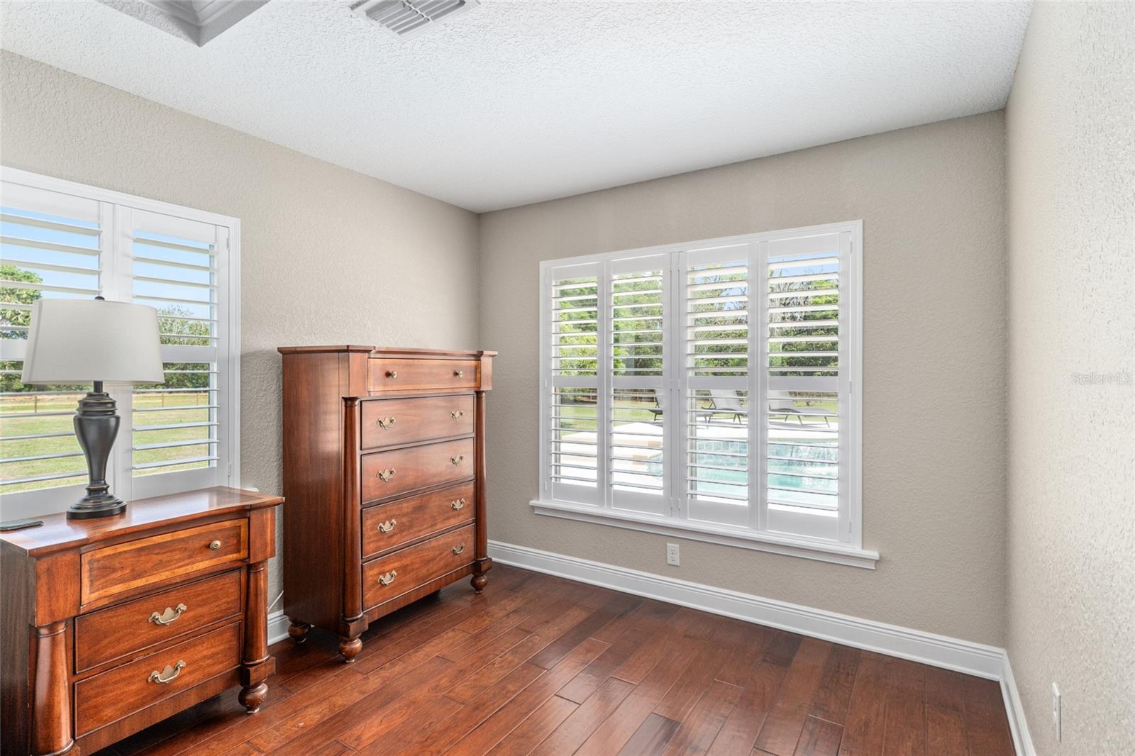 Image 25 of 90 For 12975 Us-301