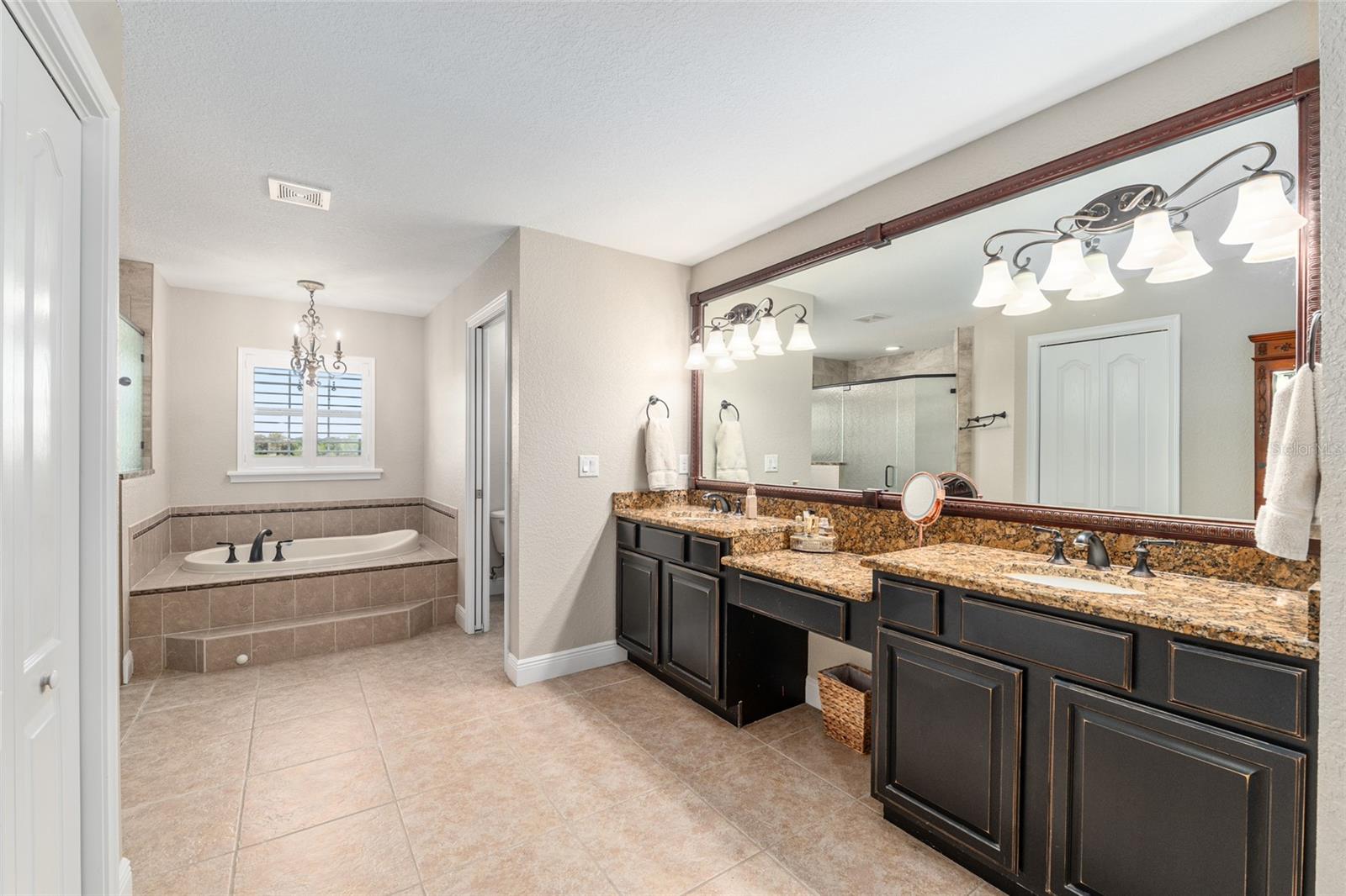 Image 27 of 90 For 12975 Us-301