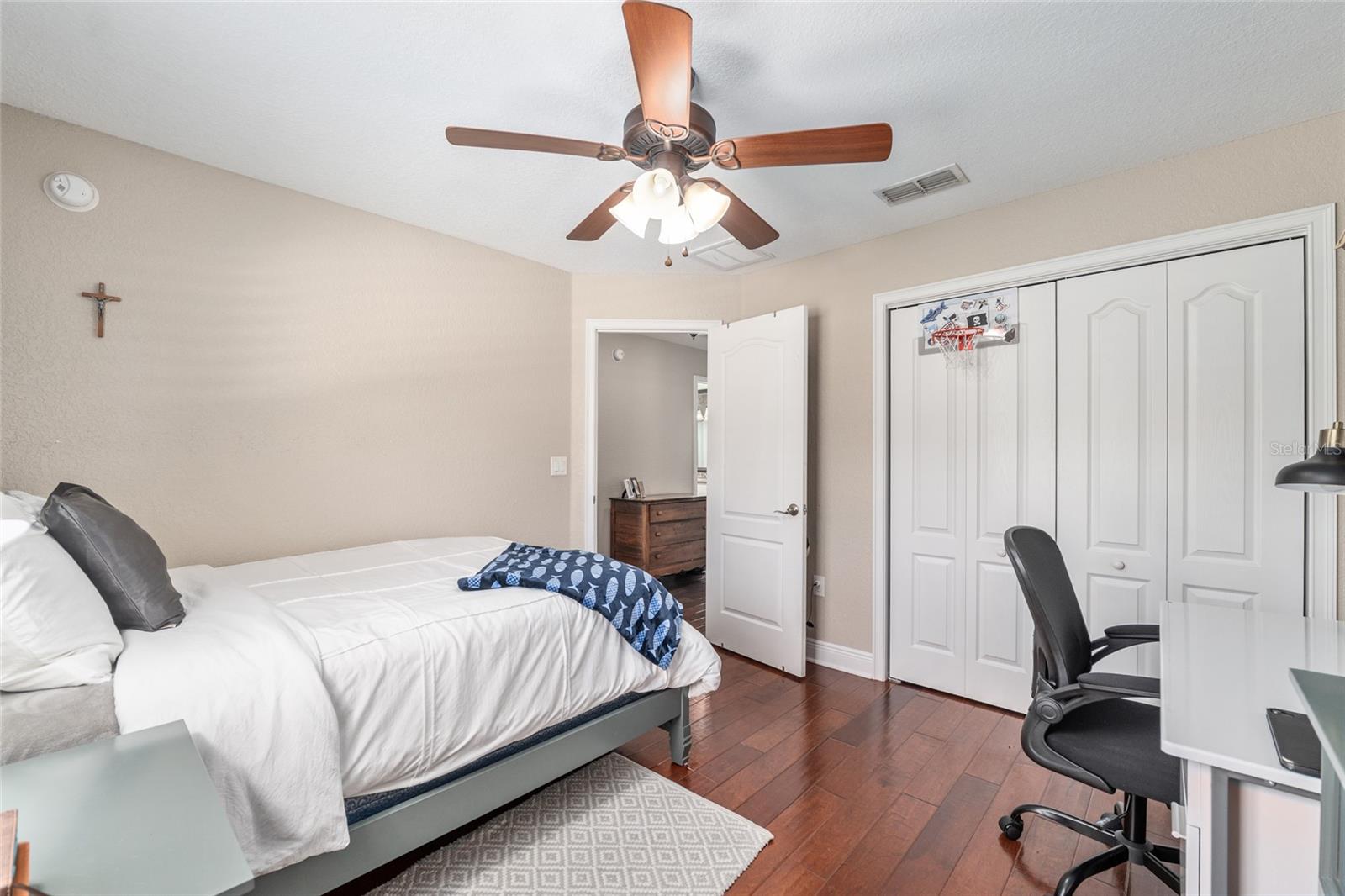 Image 34 of 90 For 12975 Us-301