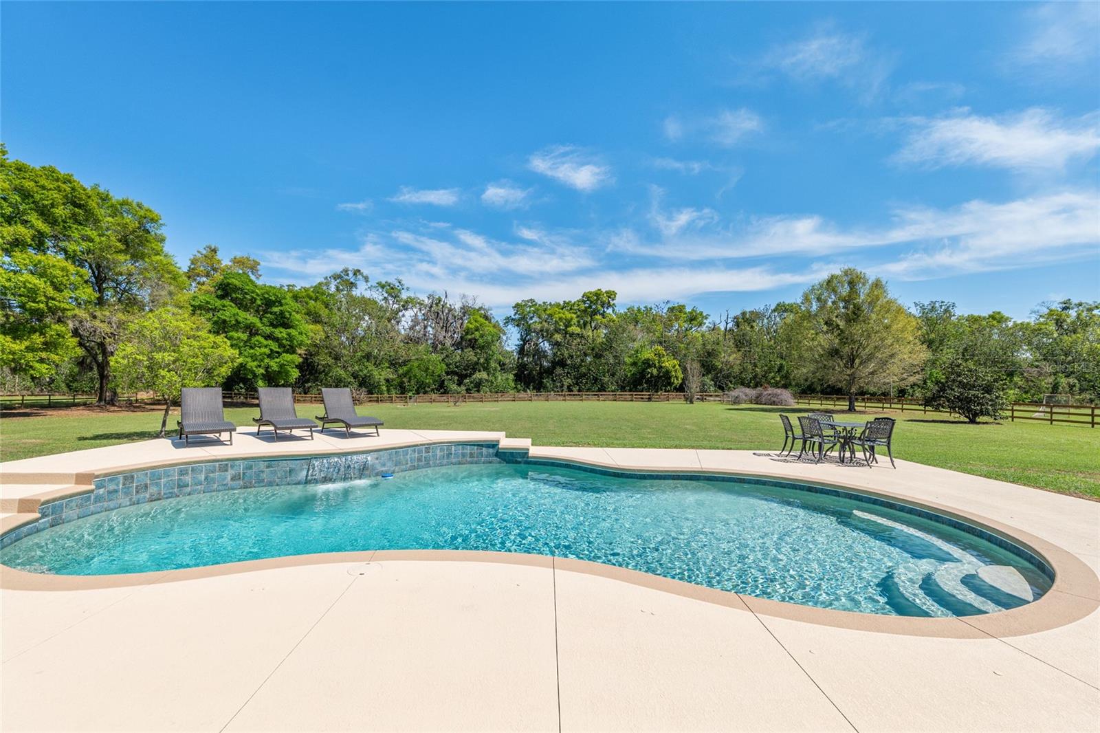 Image 53 of 90 For 12975 Us-301