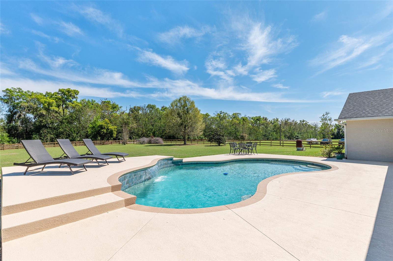 Image 59 of 90 For 12975 Us-301