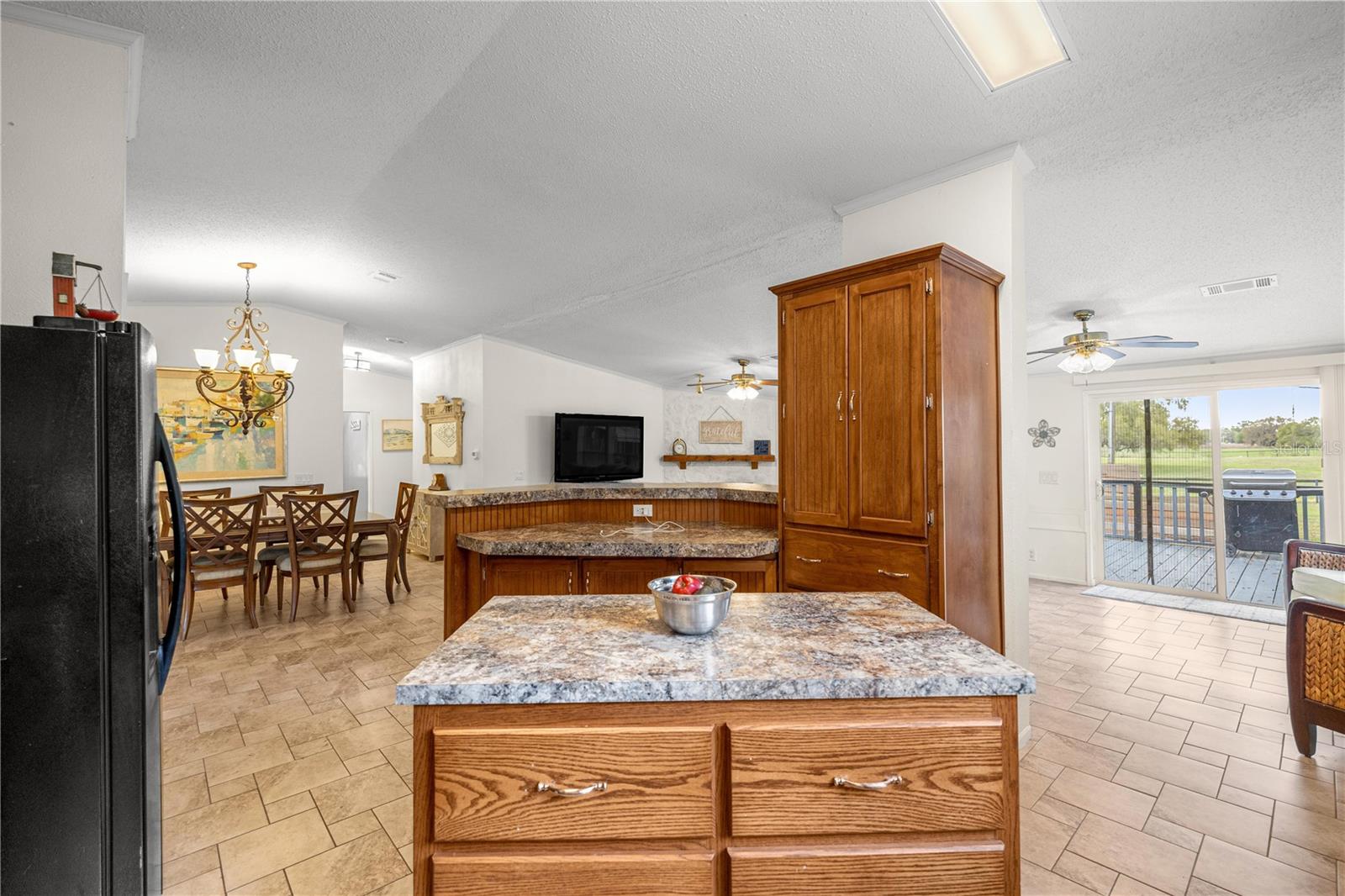 Image 11 of 50 For 18850 12th Lane