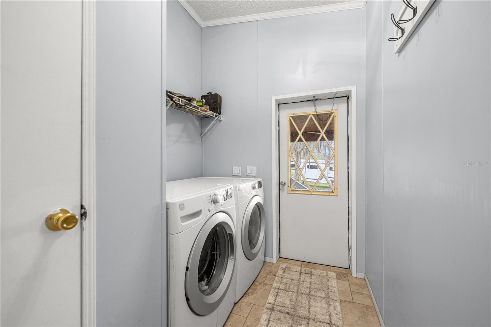 Image 23 of 50 For 18850 12th Lane