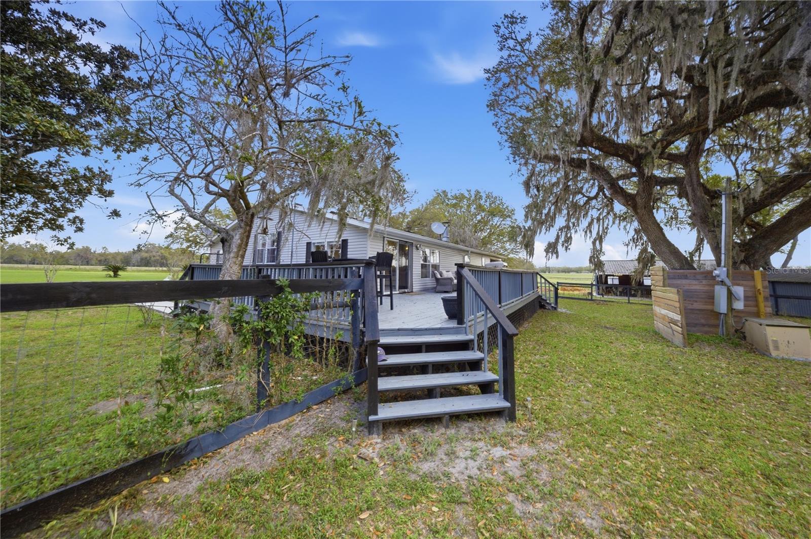 Image 28 of 50 For 18850 12th Lane