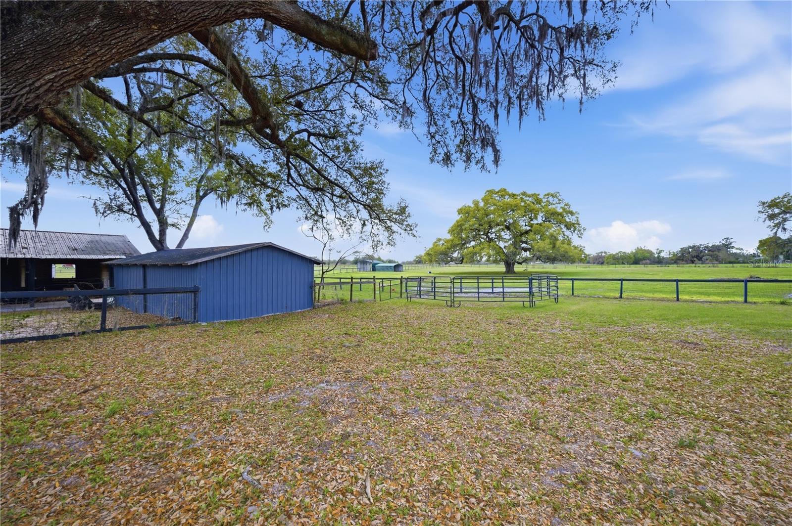 Image 34 of 50 For 18850 12th Lane