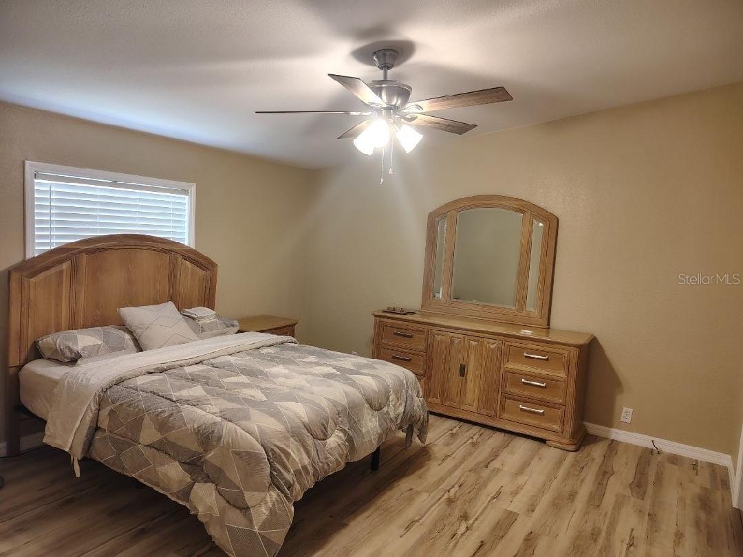 Image 5 of 9 For 3915 56th Avenue