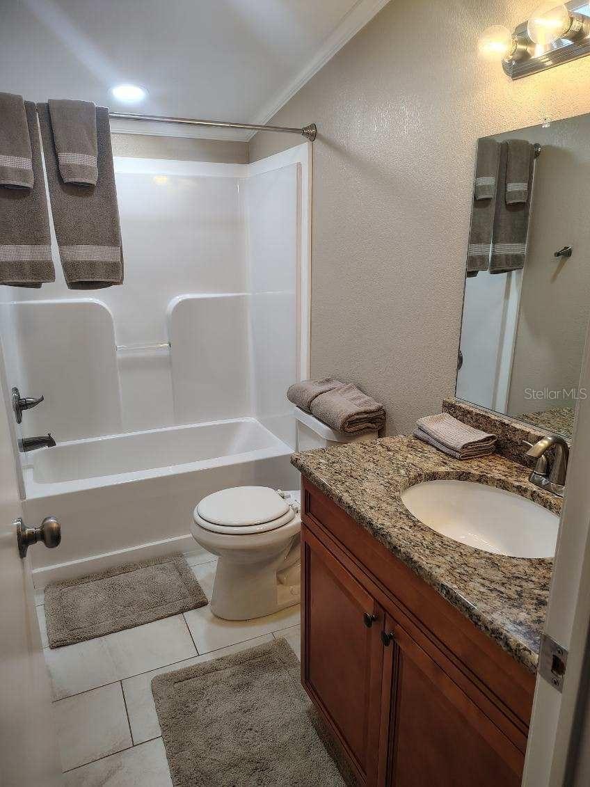 Image 8 of 9 For 3915 56th Avenue