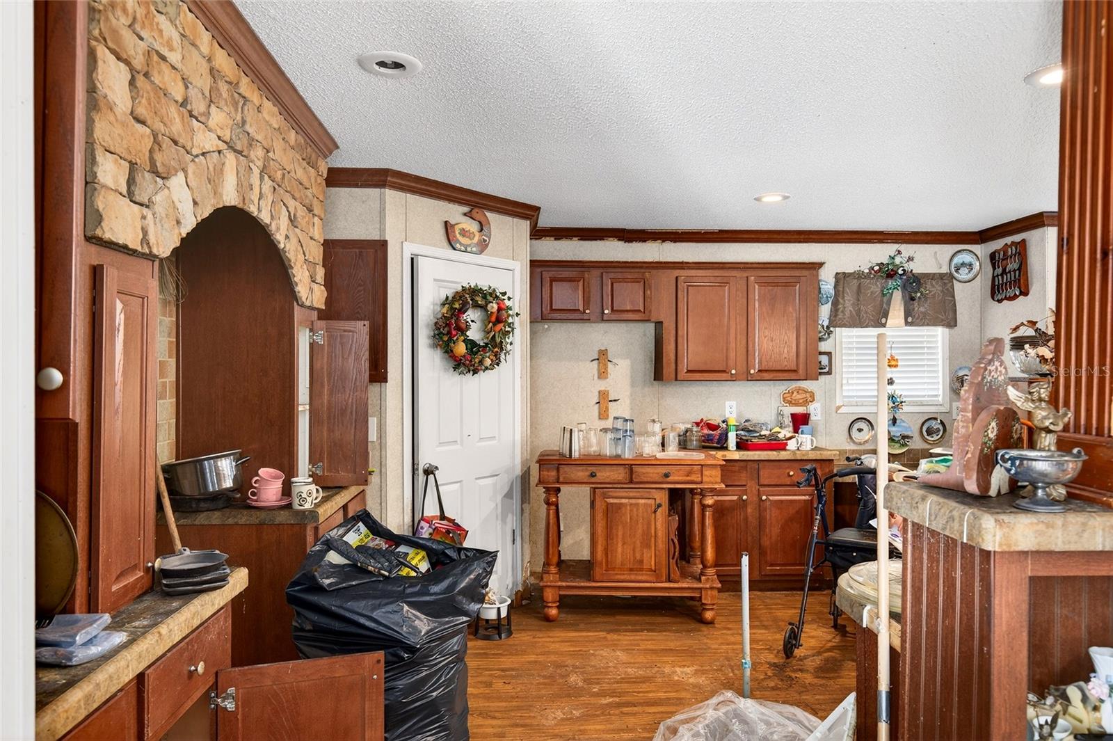 Image 4 of 20 For 11511 Linda Marie Terrace