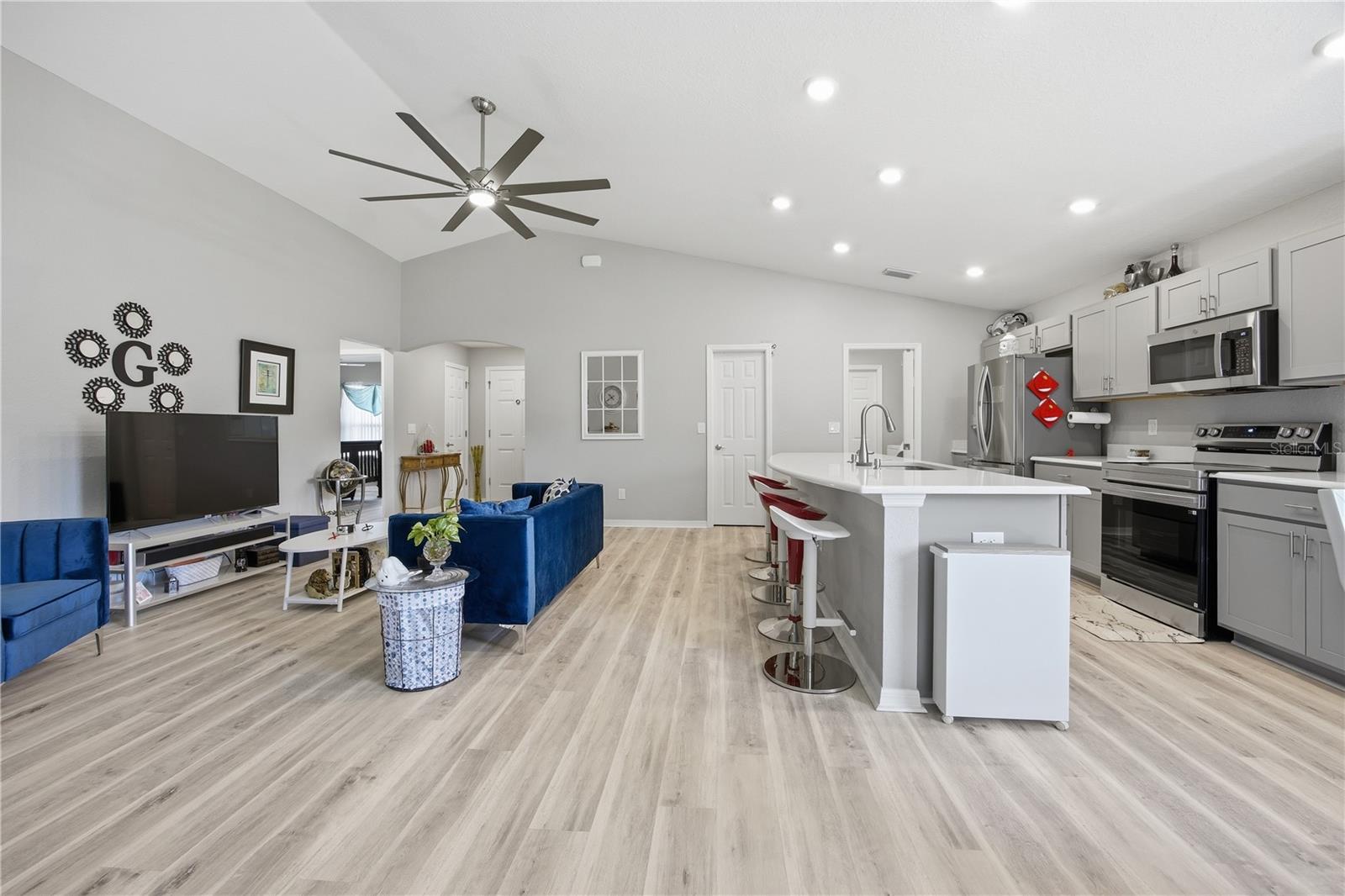 Image 5 of 29 For 9020 42nd Court