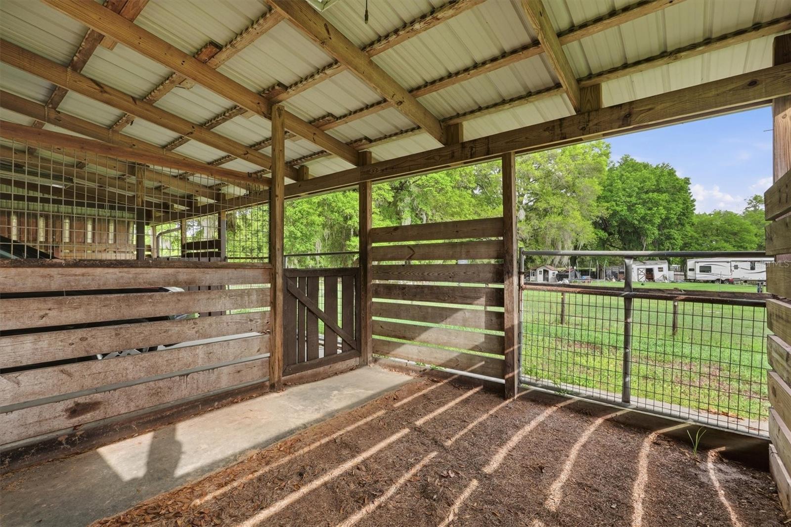 Image 28 of 39 For 18558 12th Court