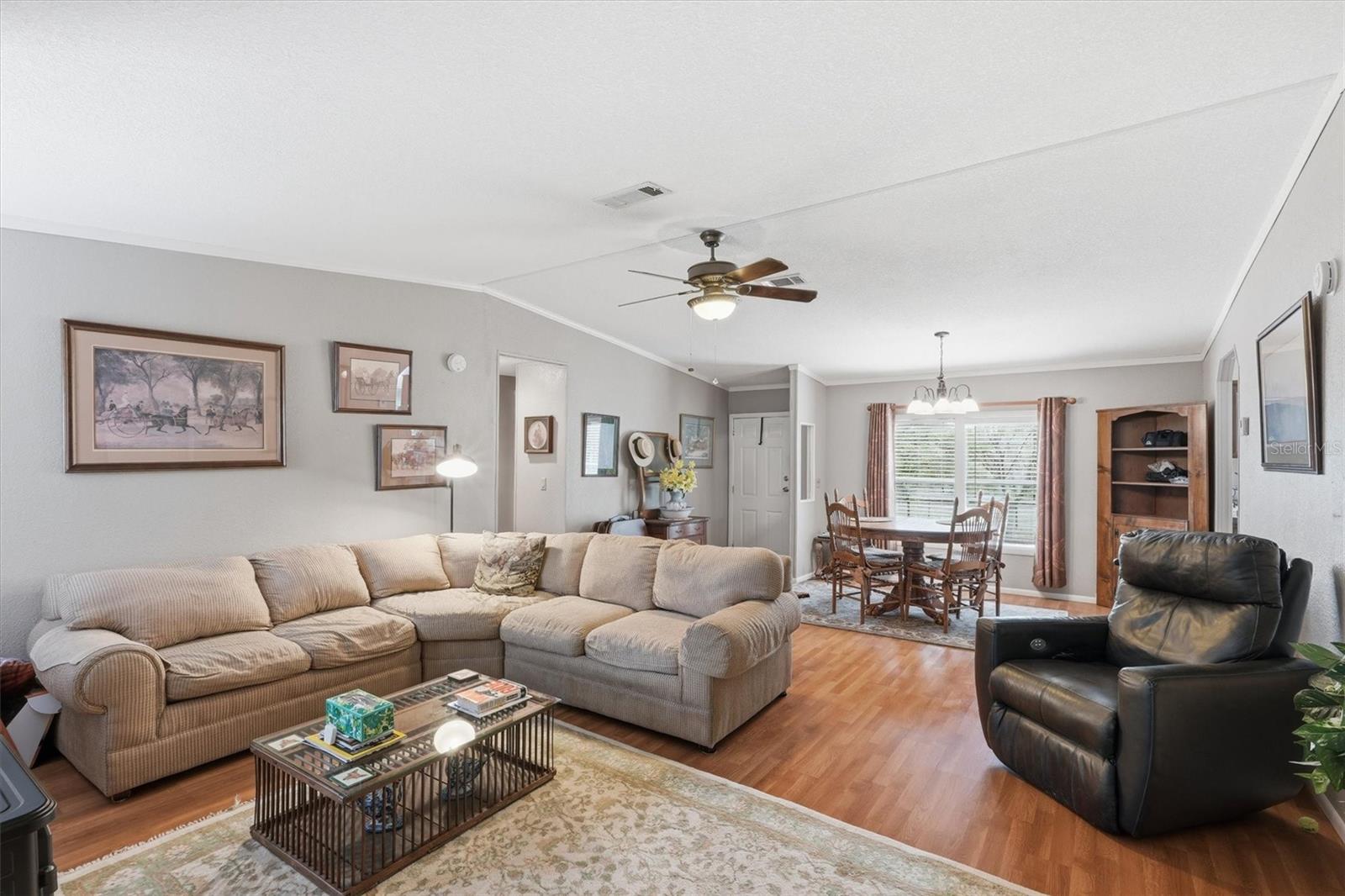 Image 9 of 39 For 18558 12th Court