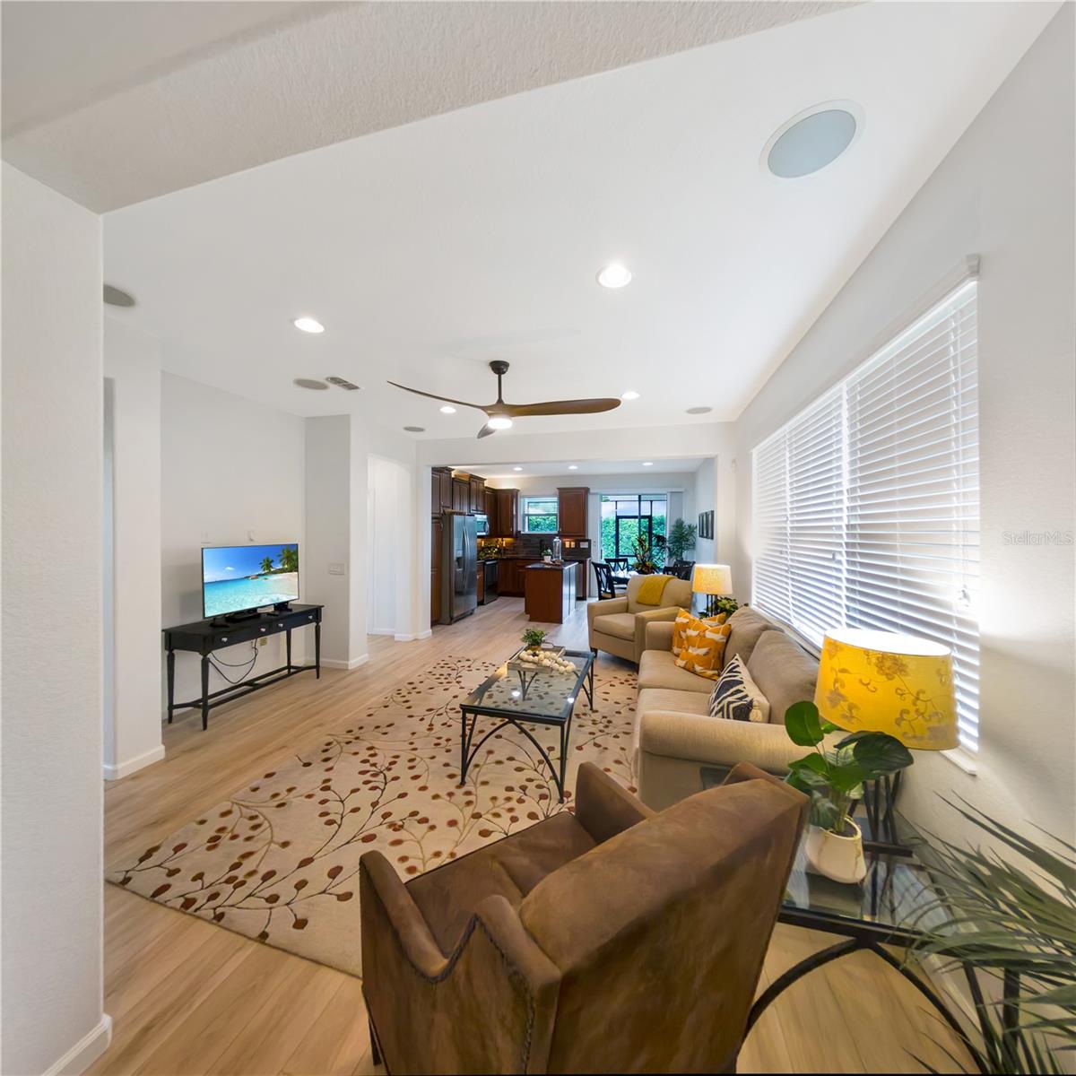 Image 5 of 22 For 7235 91st Court