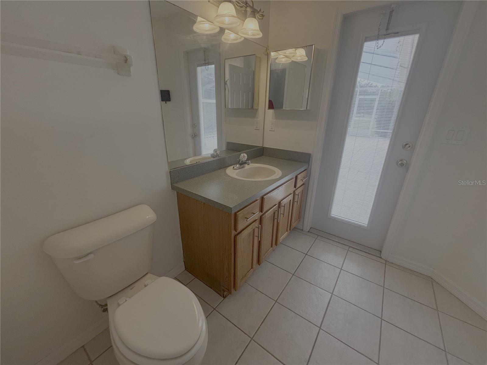 Image 12 of 31 For 11435 140th Avenue