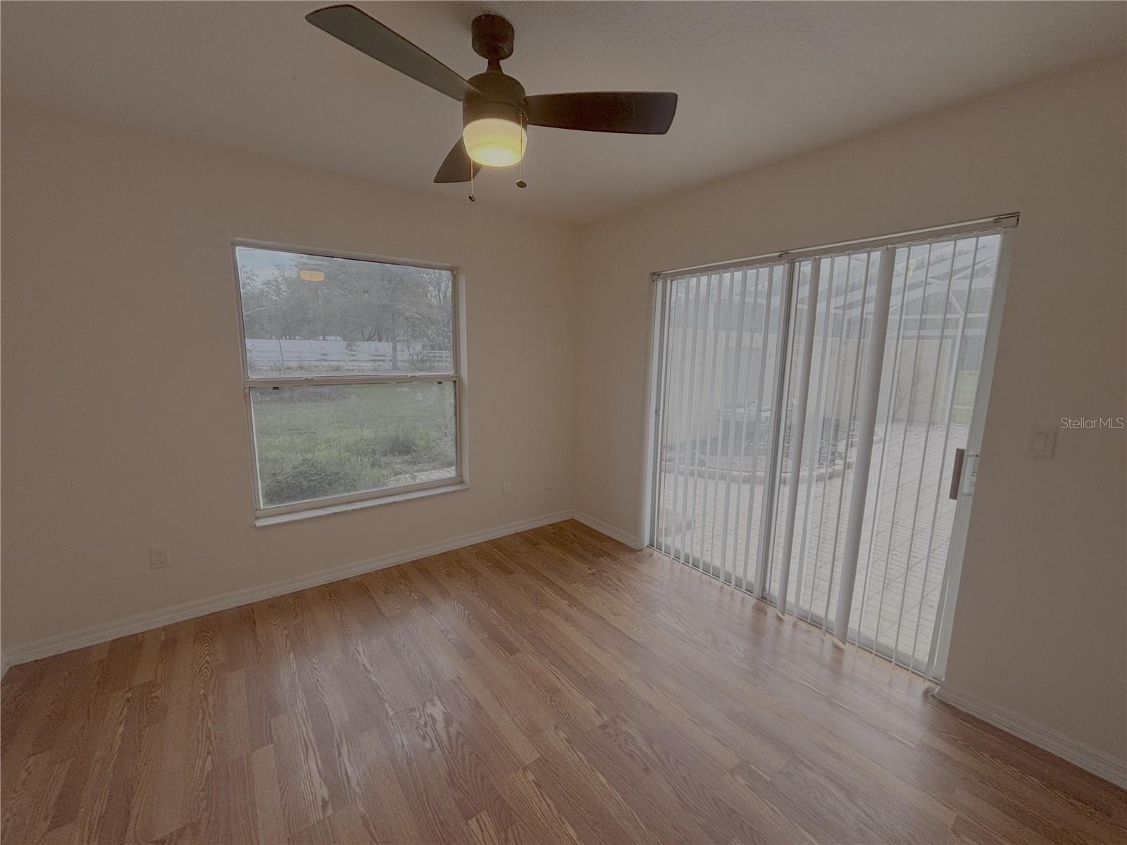 Image 14 of 31 For 11435 140th Avenue