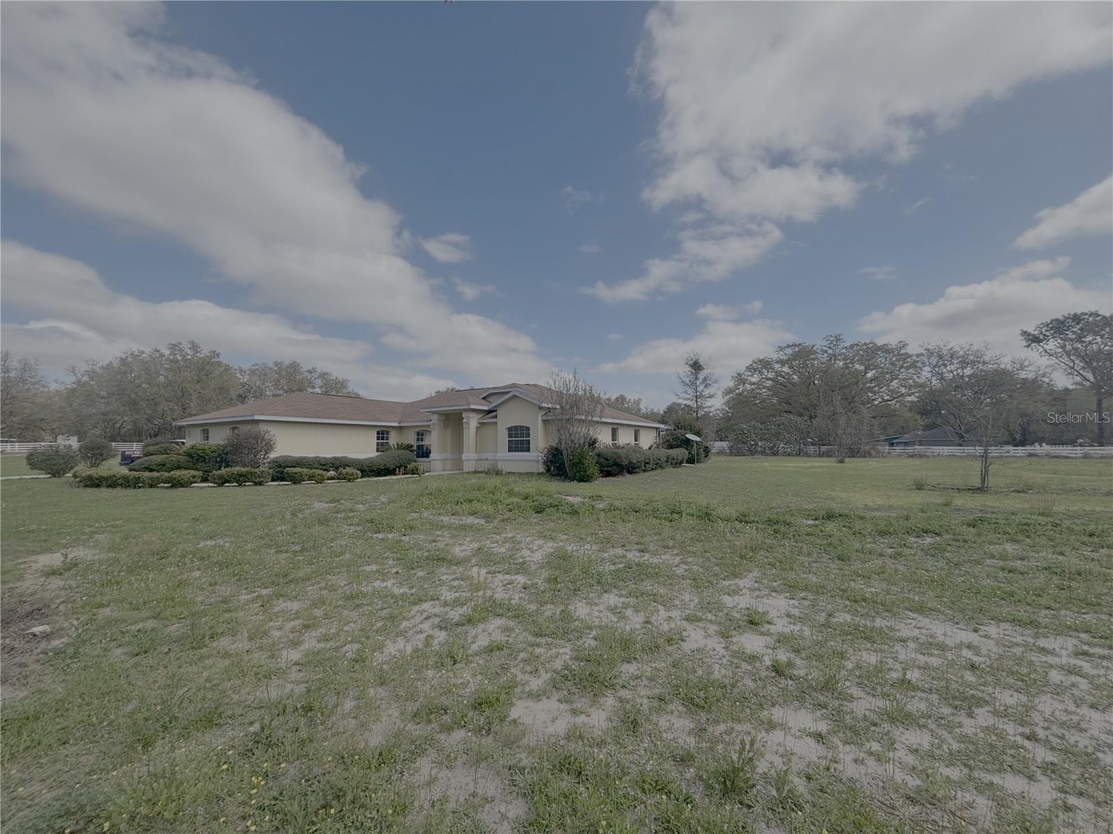 Image 2 of 31 For 11435 140th Avenue