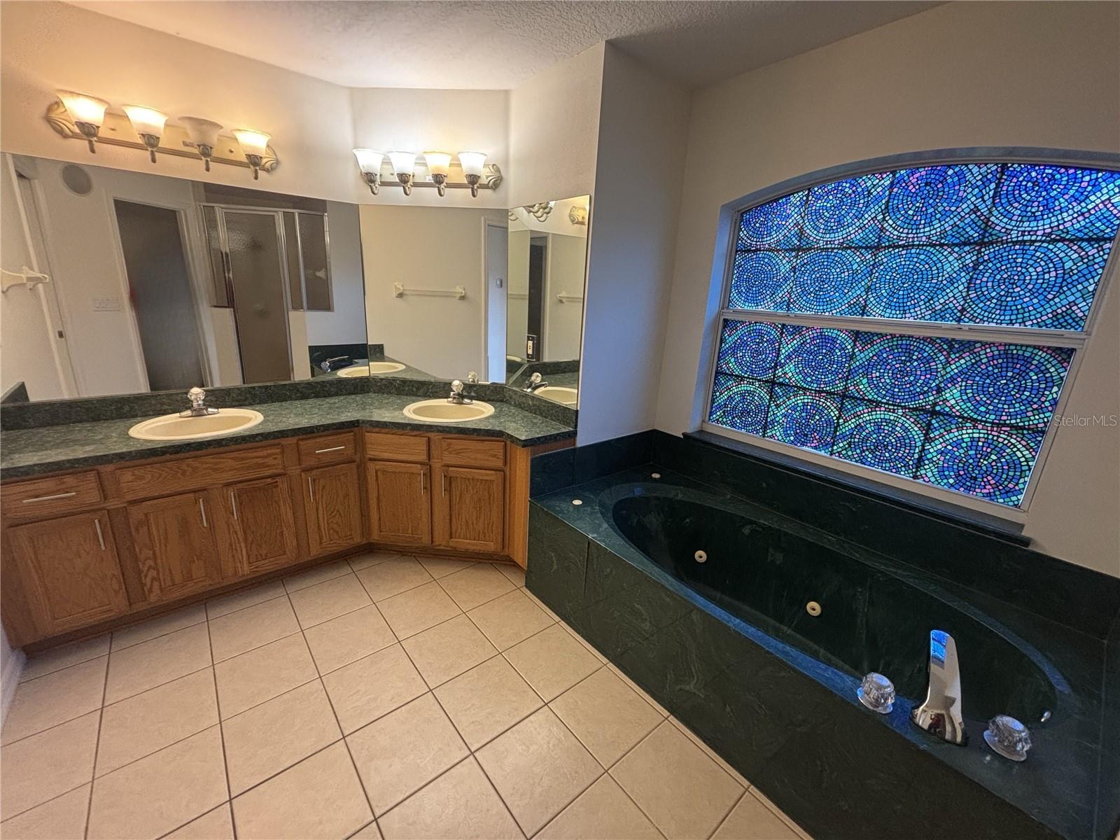 Image 26 of 31 For 11435 140th Avenue