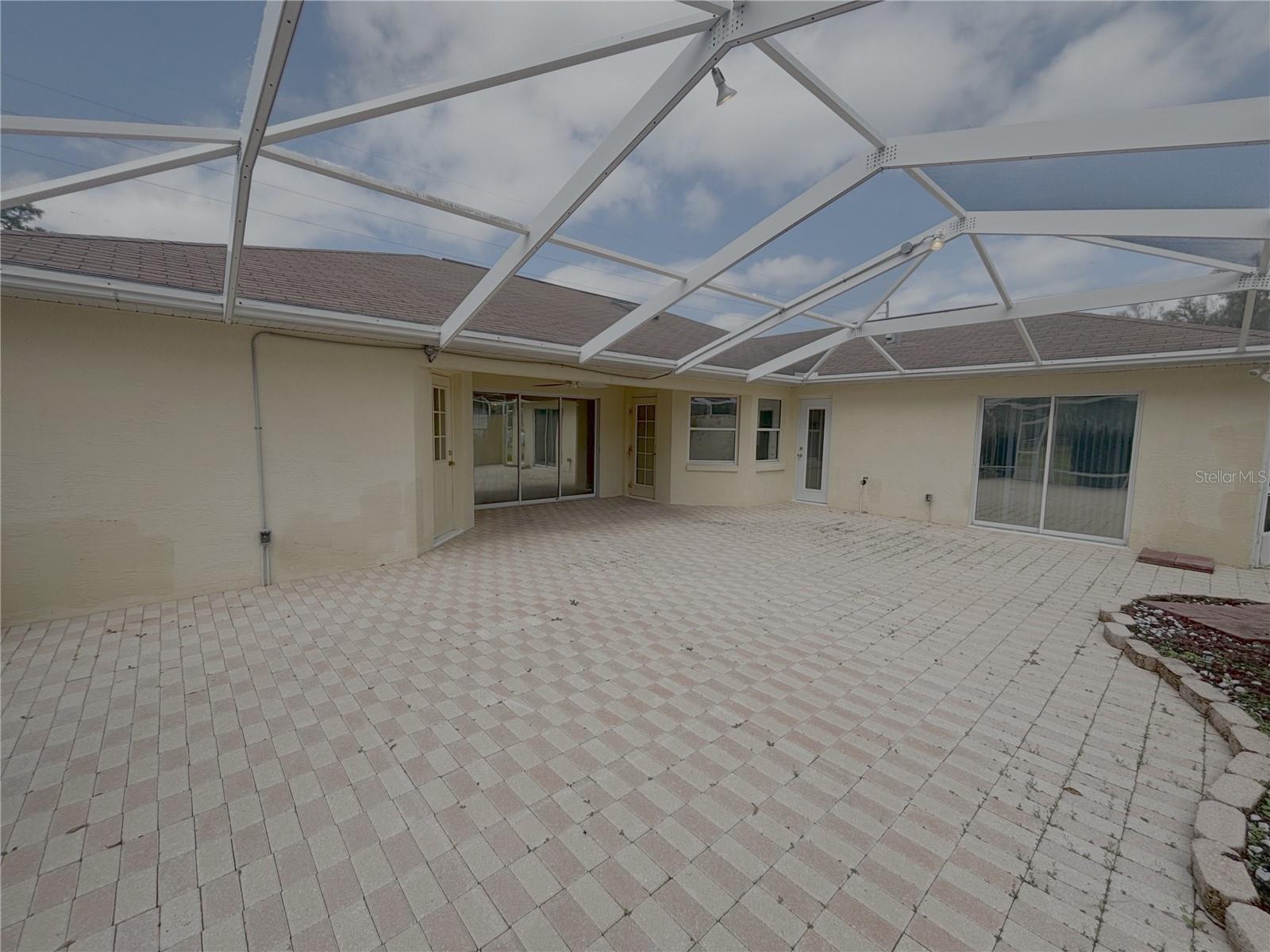 Image 28 of 31 For 11435 140th Avenue