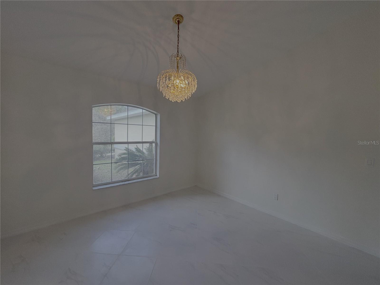 Image 3 of 31 For 11435 140th Avenue