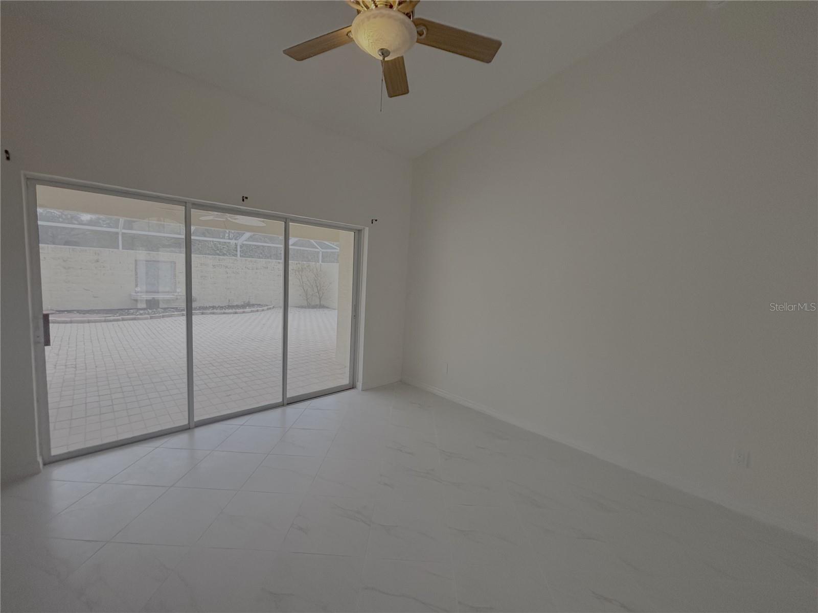 Image 7 of 31 For 11435 140th Avenue