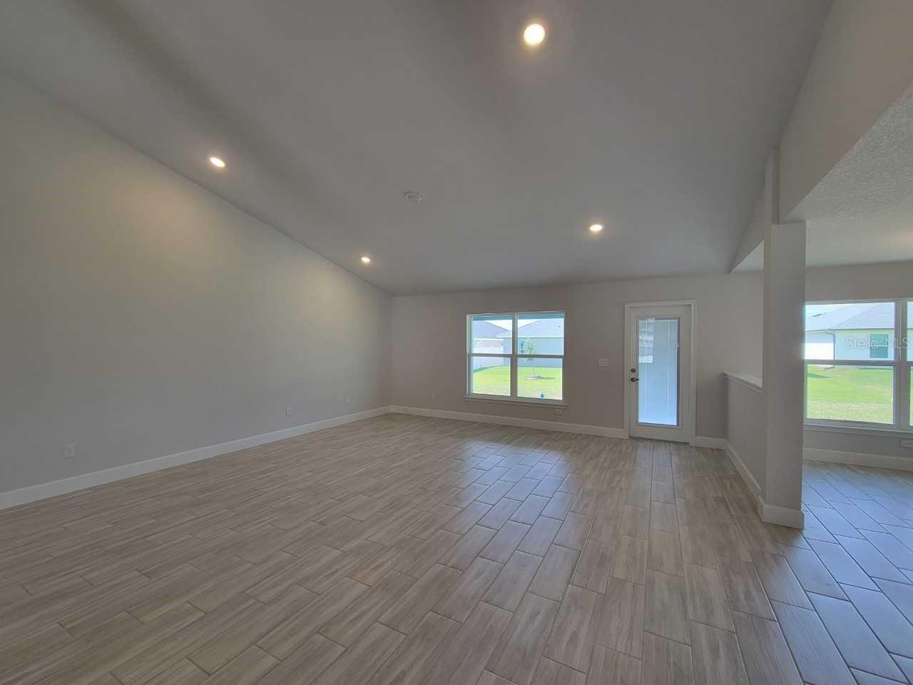 Image 17 of 28 For 5702 136th Avenue