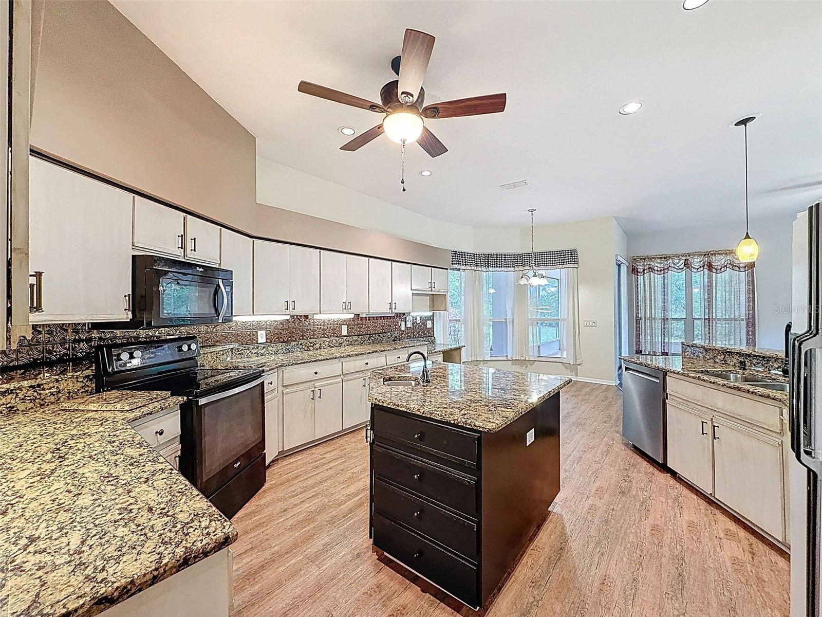 Image 10 of 83 For 19295 90th Lane Road