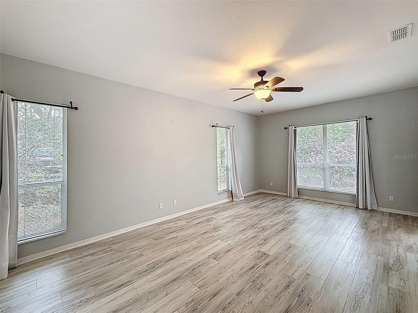 Image 27 of 83 For 19295 90th Lane Road