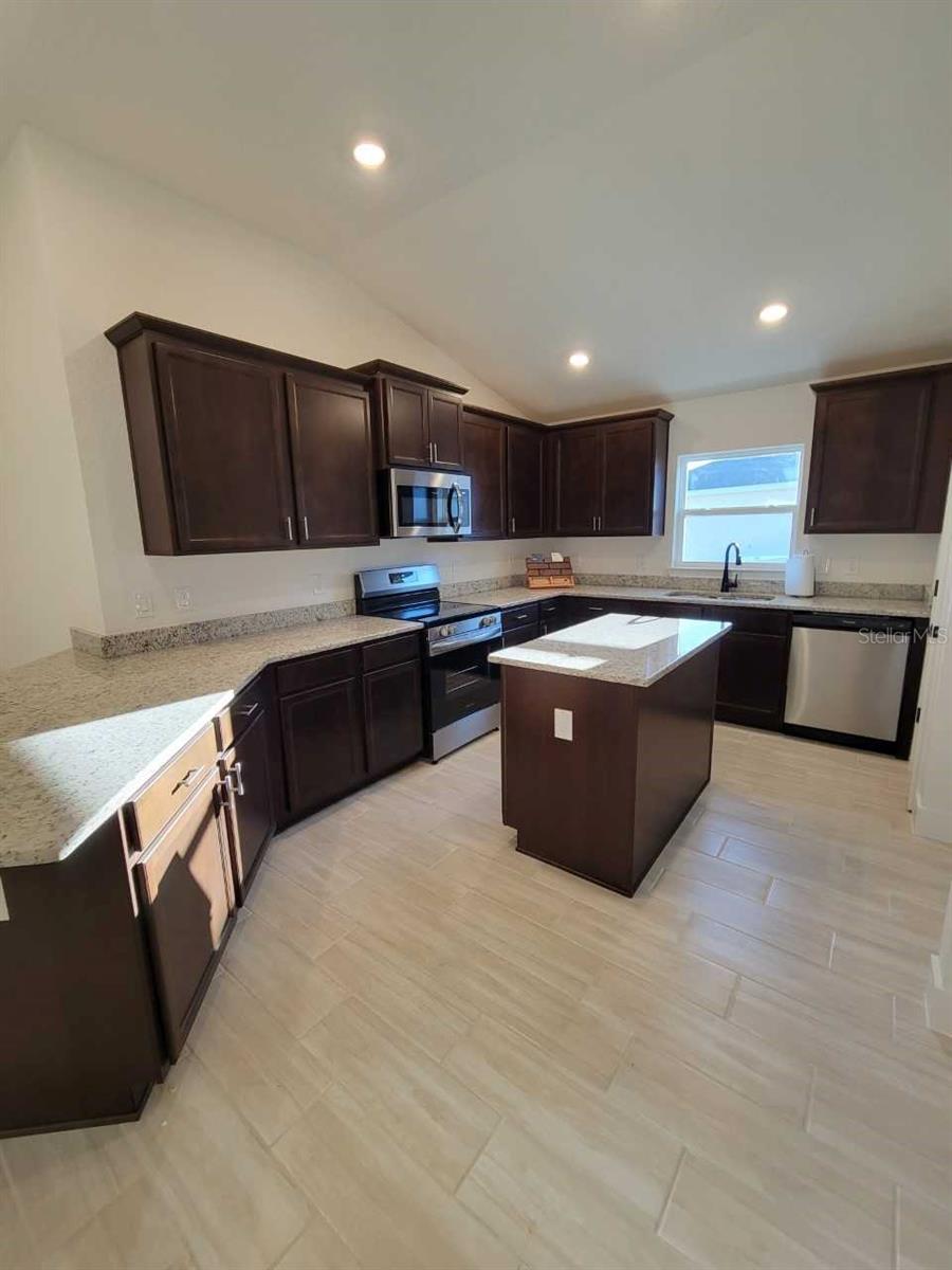 Image 4 of 45 For 4519 91st Lane Road