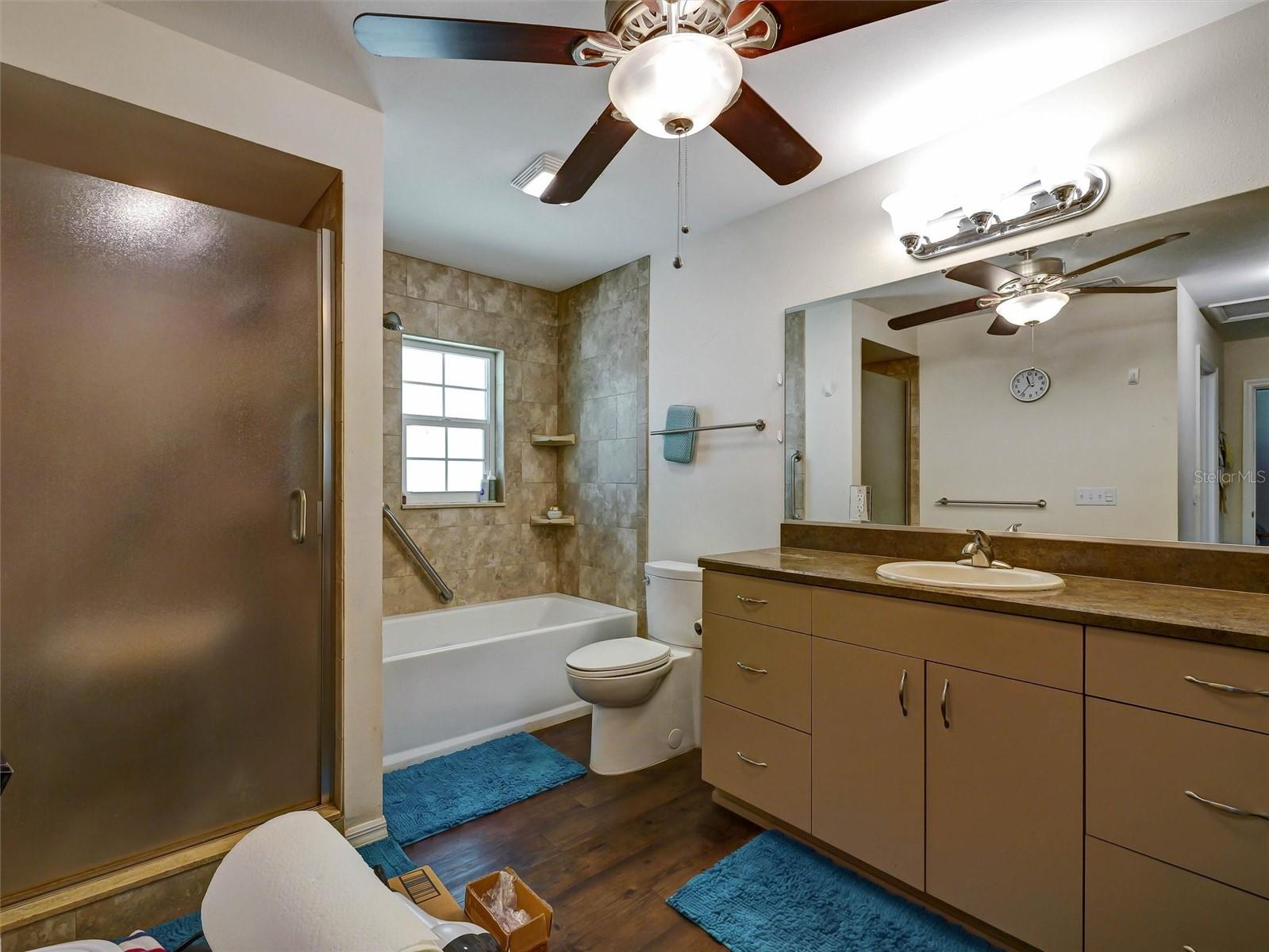 Image 15 of 47 For 9714 110th St Rd